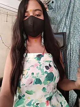 Parinaaz18 online show from 05/08/26, 01:33