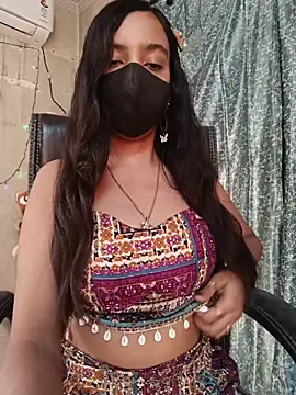 Parinaaz18 online show from 06/04/26, 01:00
