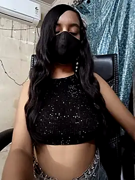 Parinaaz18 online show from 07/22/26, 02:03
