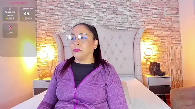 Gina Myers online show from 03/08/25, 12:20