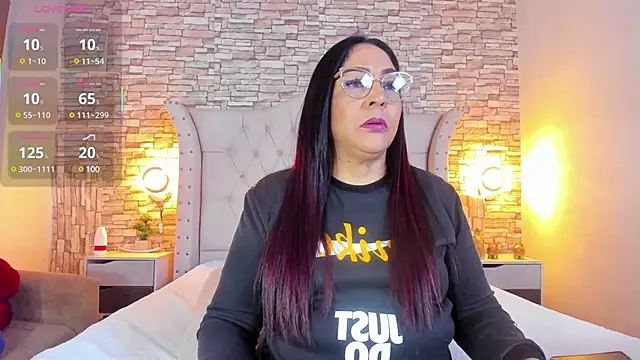 Gina Myers online show from 03/11/25, 12:17