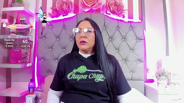 Gina Myers online show from 11/03/25, 01:01