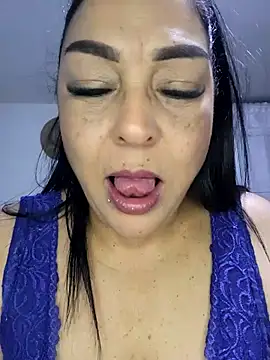 Gina Myers online show from 11/22/25, 02:21