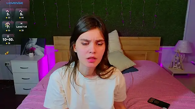 SusieMorris online show from 12/04/24, 08:12