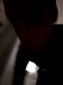 Snapshot of KidoXVII chatting on 10/10/25, 09:41 KidoXVII online show from 10/10/25, 09:41