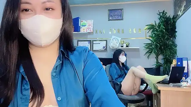 Snapshot of Bamboo_Swetie chatting on 12/20/24, 04:31 Bamboo Swetie online show from 12/20/24, 04:31