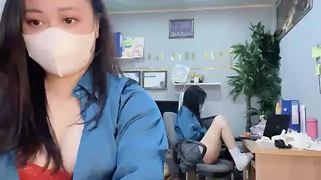 Snapshot of Bamboo_Swetie chatting on 01/13/25, 07:21 Bamboo Swetie online show from 01/13/25, 07:21