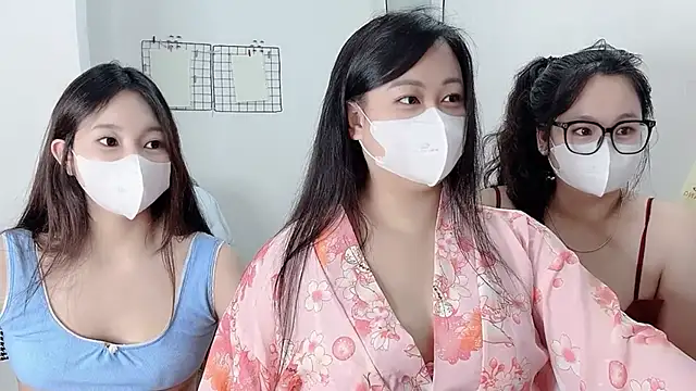 Snapshot of Bamboo_Swetie chatting on 01/16/26, 04:44 Bamboo Swetie online show from 01/16/26, 04:44