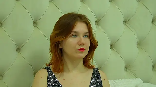 LessySmith online show from 11/30/25, 04:55