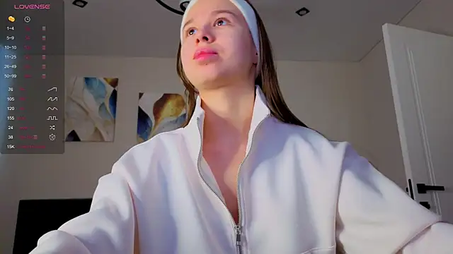 Snapshot of Dream_emma chatting on 10/06/25, 06:22 Dream emma online show from 10/06/25, 06:22