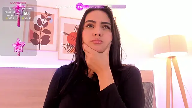 Snapshot of kareena_basu chatting on 11/29/25, 07:06 kareena basu online show from 11/29/25, 07:06