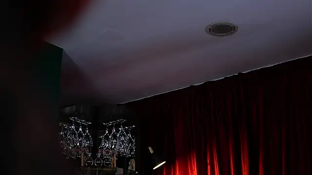 Snapshot of Evelyn_Evyyy chatting on 02/22/25, 10:31 Evelyn Evyyy online show from 02/22/25, 10:31