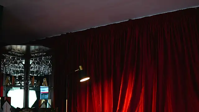 Snapshot of Evelyn_Evyyy chatting on 03/10/25, 07:18 Evelyn Evyyy online show from 03/10/25, 07:18