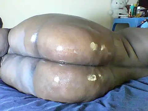 Gorgeous ass20 online show from 05/17/26, 12:08