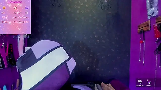 Alexa Slave online show from 01/14/26, 07:41