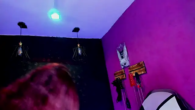 Alexa Slave online show from 05/20/26, 07:42