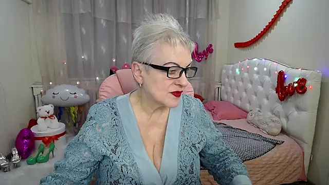 KayleSmoll online show from 02/20/25, 01:25