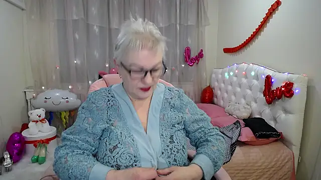 KayleSmoll online show from 02/22/25, 07:14