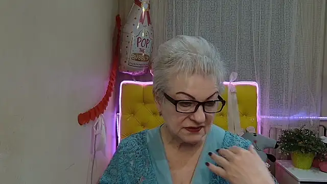 KayleSmoll online show from 03/22/25, 01:54