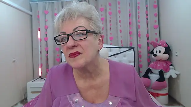 KayleSmoll online show from 02/07/26, 07:39