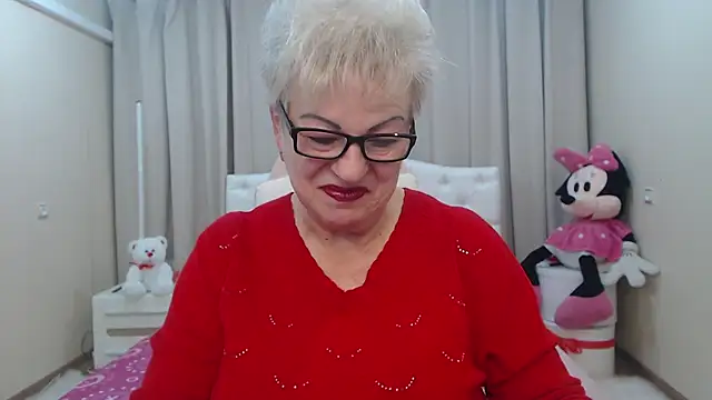 KayleSmoll online show from 02/17/26, 07:53