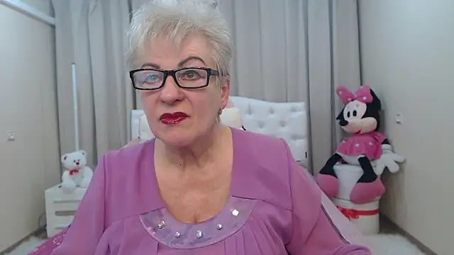 KayleSmoll online show from 02/25/26, 07:45