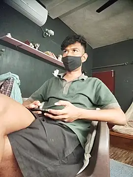 richardjames95 online show from 02/04/26, 10:32