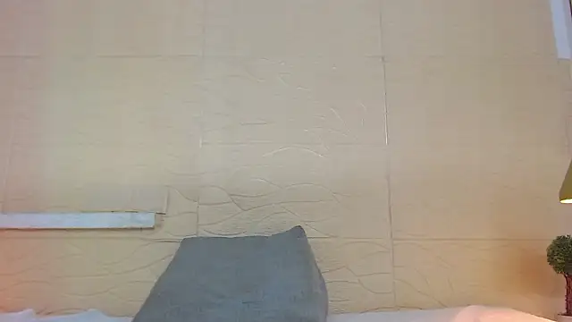 Shamiraa moore online show from 12/06/24, 11:36