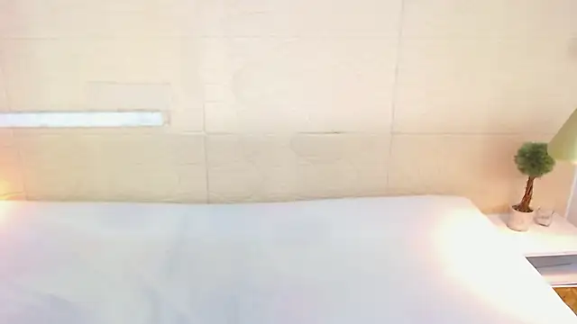 Shamiraa moore online show from 12/14/24, 07:36