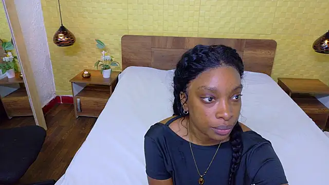 Shamiraa moore online show from 02/21/26, 01:12