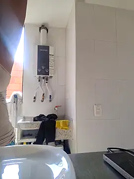 Snapshot of Sofythom1 chatting on 01/16/25, 03:24 Sofythom1 online show from 01/16/25, 03:24