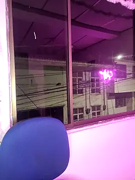 Snapshot of Sofythom1 chatting on 02/13/25, 12:35 Sofythom1 online show from 02/13/25, 12:35