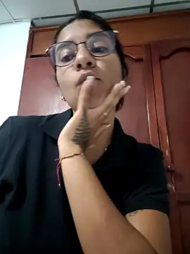 Sofythom1 online show from 03/21/26, 04:39