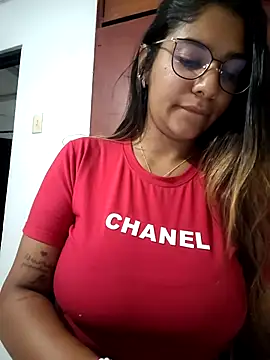 Sofythom1 online show from 04/30/26, 02:18