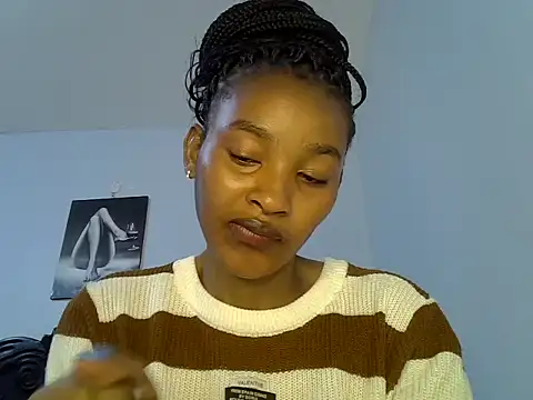 cute-alexis online show from 04/13/26, 08:31