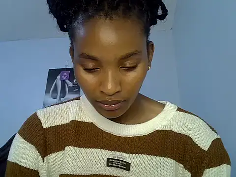 Snapshot of cute-alexis chatting on 05/03/26, 10:32 cute-alexis online show from 05/03/26, 10:32