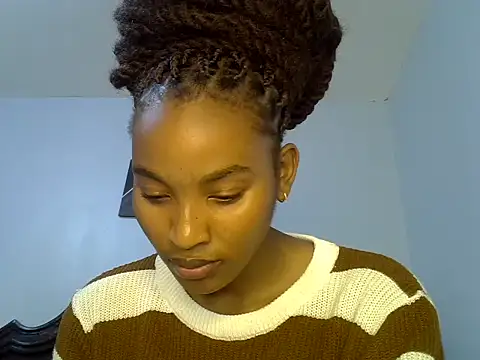 Snapshot of cute-alexis chatting on 05/14/26, 08:37 cute-alexis online show from 05/14/26, 08:37