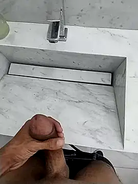 Snapshot of novinho23_RJ chatting on 10/03/25, 05:32 novinho23 RJ online show from 10/03/25, 05:32