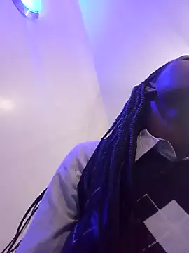 Hotpetite2024 online show from 12/04/25, 04:27