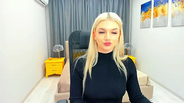 SelenaeMoore online show from 01/31/25, 07:40