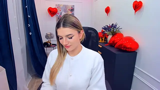 SelenaeMoore online show from 02/08/26, 07:39