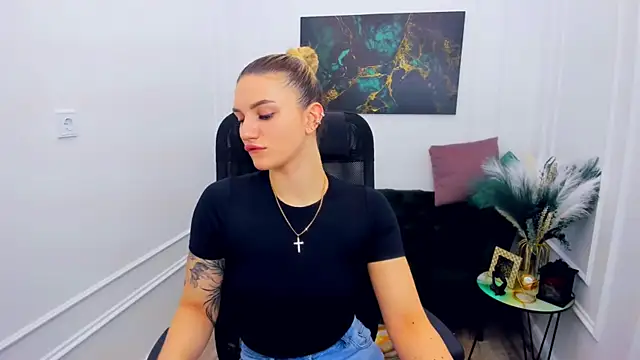 SelenaeMoore online show from 02/22/26, 07:34