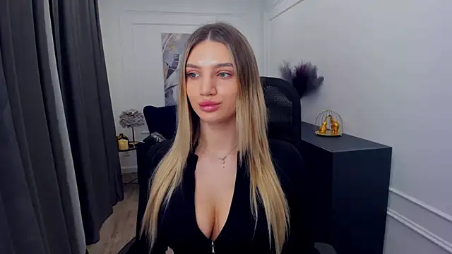 SelenaeMoore online show from 03/06/26, 03:36