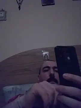 Maryo0001 online show from 11/15/25, 01:36