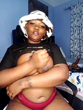 Cherriikenzie online show from 10/31/25, 07:37