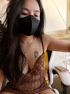 lyna bl online show from 03/06/25, 08:08