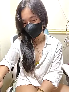 lyna bl online show from 03/08/25, 01:25