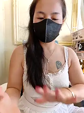 lyna bl online show from 03/09/25, 01:25