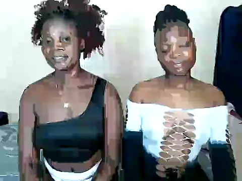 Snapshot of Pendo_ chatting on 11/14/25, 03:16 Pendo online show from 11/14/25, 03:16