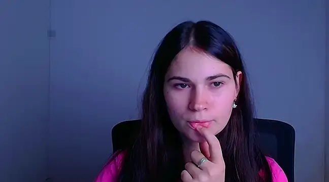 Snapshot of Loon_Amore chatting on 12/04/24, 10:41 Loon Amore online show from 12/04/24, 10:41